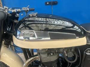 Image 8/19 of Norton DUMMY (1960)