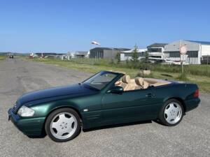 Image 2/39 de Mercedes-Benz SL 320 (1999)
