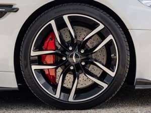 Image 6/57 of Aston Martin Vanquish S (2018)