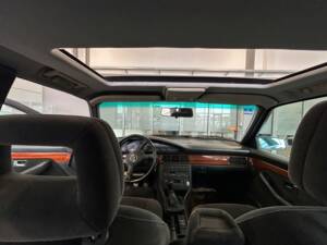 Immagine 18/44 di Audi 200 - 2.2 20V Turbo quattro (1990)