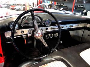 Image 12/16 of Ford Thunderbird (1955)