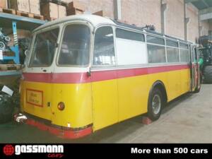Image 2/15 of Saurer L4C Alpenwagen IIIa (1967)