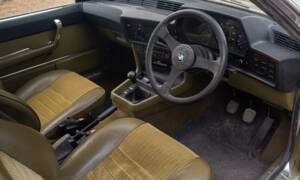 Immagine 4/50 di BMW 633 CSi (1977)