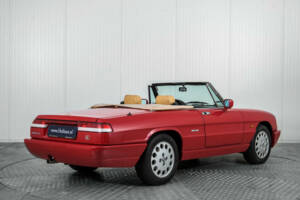 Immagine 2/50 di Alfa Romeo 2.0 Spider (1991)