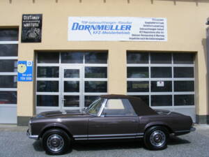 Image 4/36 de Mercedes-Benz 280 SL (1970)