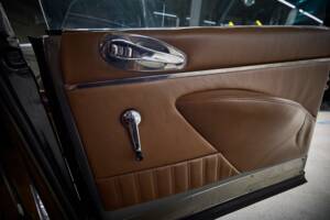 Image 38/92 of Citroën DS 23 Pallas (1975)
