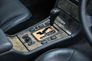 Image 33/50 of Mercedes-Benz E 320 (1998)