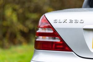 Image 19/47 of Mercedes-Benz SLK 230 Kompressor (2000)
