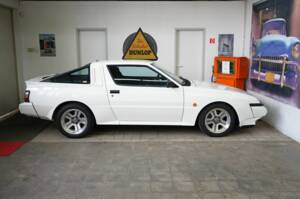 Image 37/49 of Mitsubishi Starion (1989)