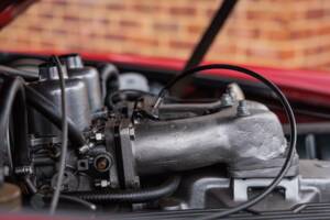 Image 12/25 of MG MGB V8 (1969)
