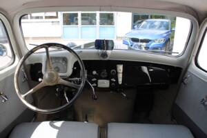 Image 28/50 of Citroën Traction Avant 11 Familiale (1955)