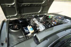 Image 4/50 of Peugeot 504 Convertible (1981)