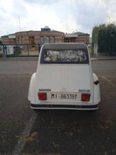 Image 13/13 of Citroën 2 CV 6 (1985)