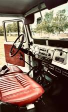 Image 11/27 of Toyota Land Cruiser FJ 40 (1982)