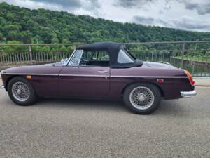 Image 46/55 of MG MGB (1969)