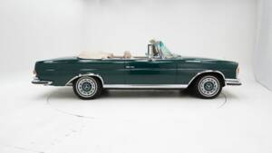 Image 9/15 of Mercedes-Benz 280 SE (1970)