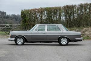 Image 5/36 of Mercedes-Benz 300 SEL 6.3 (1970)