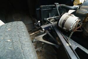 Image 32/35 de Jaguar E-Type (1968)