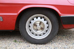 Image 55/87 of Alfa Romeo Spider Veloce (1984)