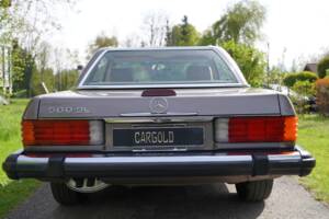 Bild 16/19 von Mercedes-Benz 560 SL (1989)