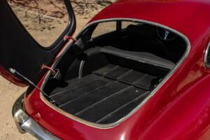 Imagen 10/25 de Jaguar Type E (2+2) (1969)