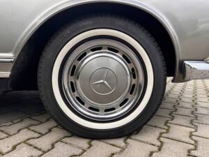 Image 16/36 of Mercedes-Benz 280 SL (1968)