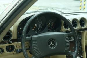 Image 33/50 de Mercedes-Benz 450 SLC 5,0 (1978)