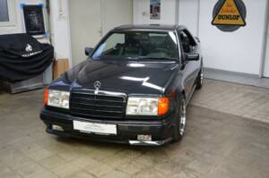 Afbeelding 9/35 van Mercedes-Benz 300 CE-24 (1992)