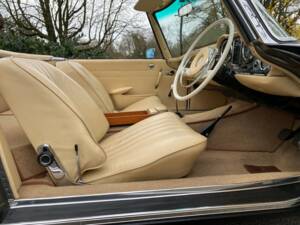 Afbeelding 11/50 van Mercedes-Benz 280 M-SL (1964)