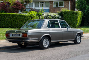 Image 6/29 of BMW 3,3 L (1975)
