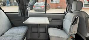 Bild 10/24 von Volkswagen T4 California 2.4 D (1994)