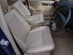 Afbeelding 9/20 van Mercedes-Benz 500 SE (1988)