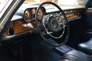 Imagen 18/38 de Mercedes-Benz 300 SEL 3.5 (1970)