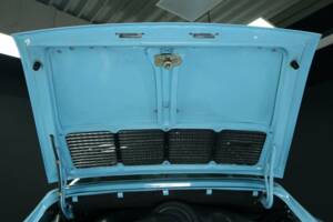 Bild 39/49 von Porsche 911 2.4 E (1972)