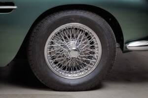 Image 14/26 de Aston Martin DB 4 Vantage (1962)