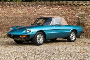 Image 18/50 of Alfa Romeo 2000 Spider Veloce (1981)