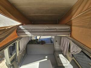 Bild 2/8 von Volkswagen T3 Westfalia 1.9 (1981)
