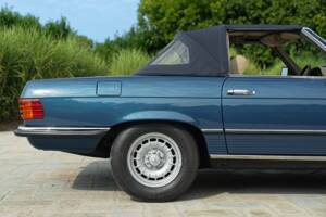 Image 22/50 de Mercedes-Benz 450 SL (1977)