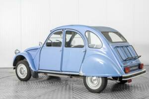 Image 6/50 of Citroën 2 CV 6 (1987)