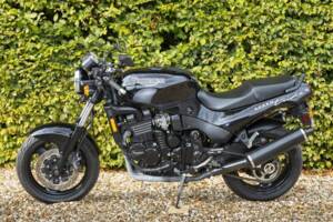 Immagine 2/40 di Triumph Speed Triple (1999)