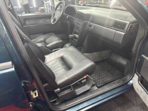 Image 7/32 of Volvo 960 3.0i (1992)