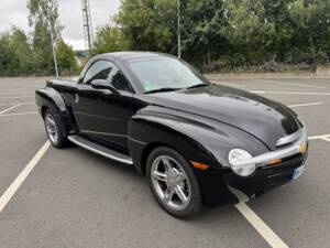 Image 8/10 of Chevrolet SSR (2005)