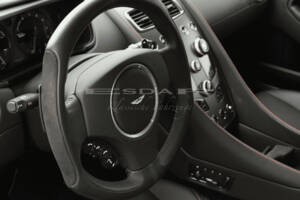 Image 21/43 of Aston Martin Vanquish Zagato (2017)