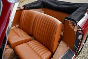 Imagen 29/50 de Aston Martin DB 2/4 Mk II DHC (1955)