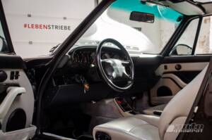 Image 11/23 of Porsche 911 Carrera (1995)