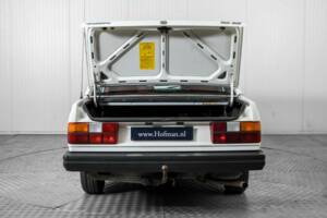 Image 41/50 de Volvo 740 (1984)