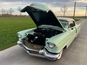 Image 68/83 of Cadillac 62 Convertible (1956)