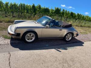Image 3/7 of Porsche 911 Carrera 3.2 (1986)