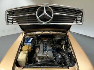 Afbeelding 7/15 van Mercedes-Benz 280 SL (1980)