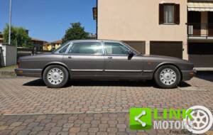 Image 9/10 de Daimler Six (1995)